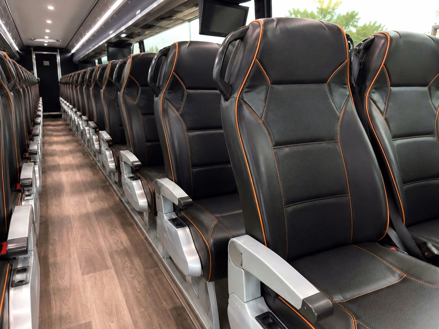 hollister 15 to 35 passenger wedding minibuses for hollister guest transfers