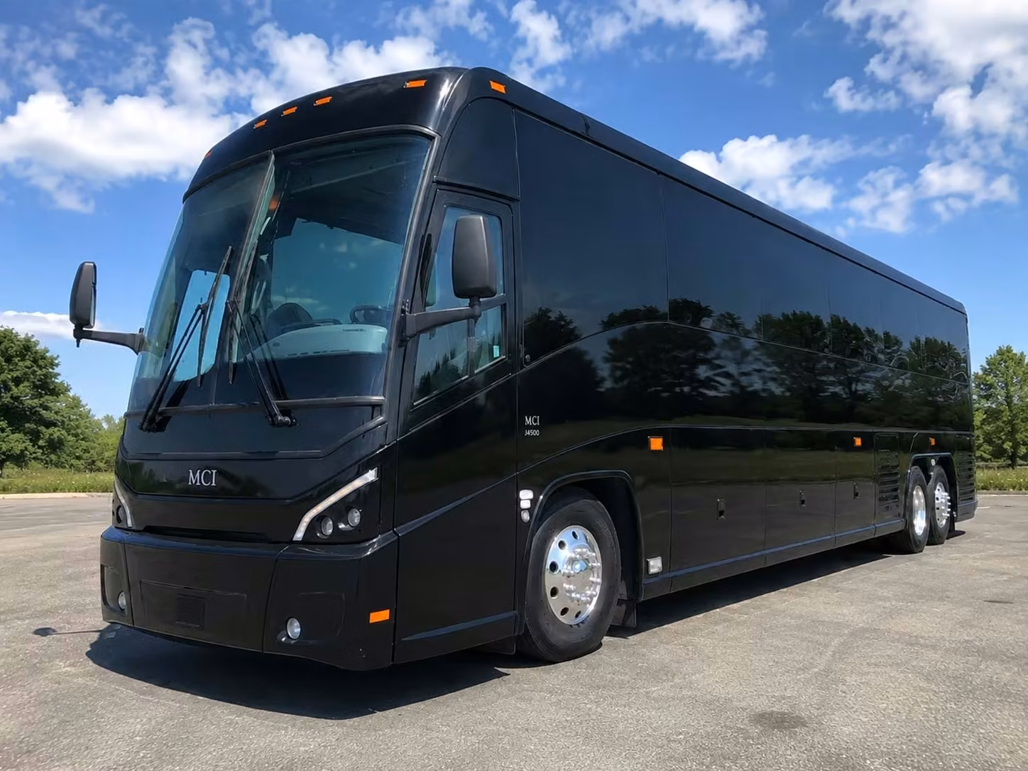 hollister airport transportation