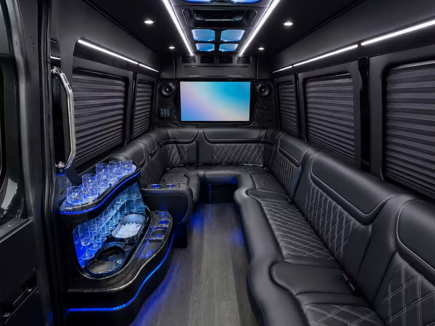 hollister bus rentals for marching bands debate teams and after school clubs