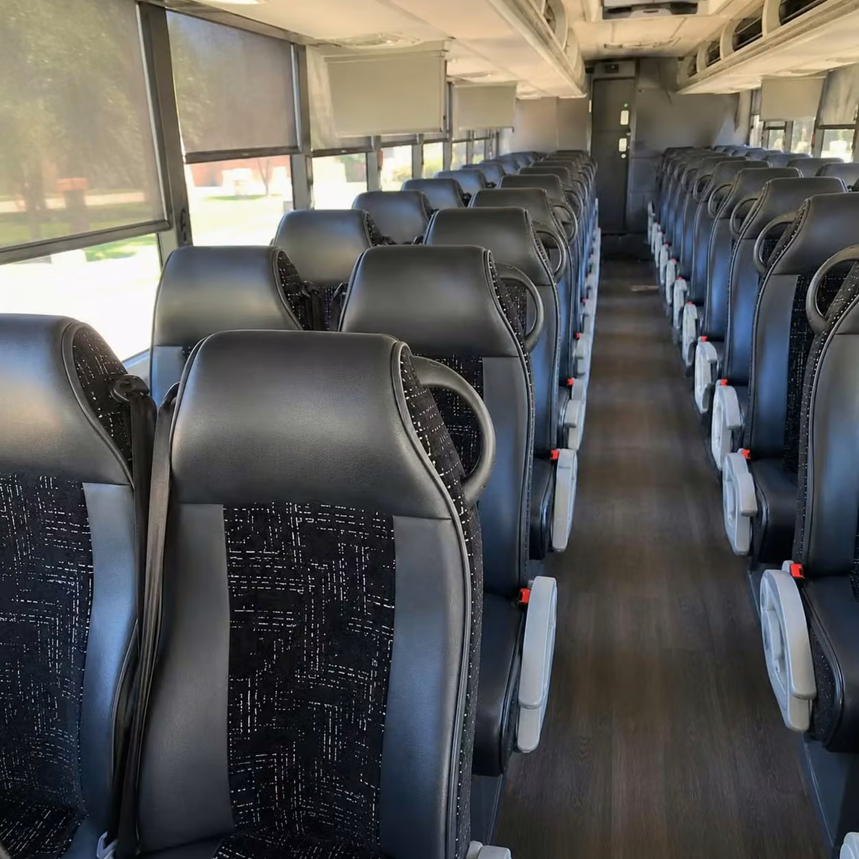 hollister charter bus prices
