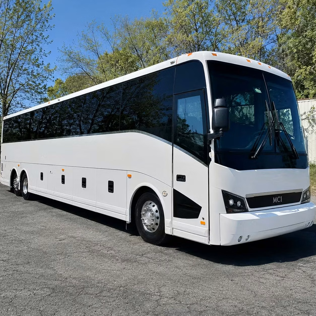hollister luxury convention travel for vips