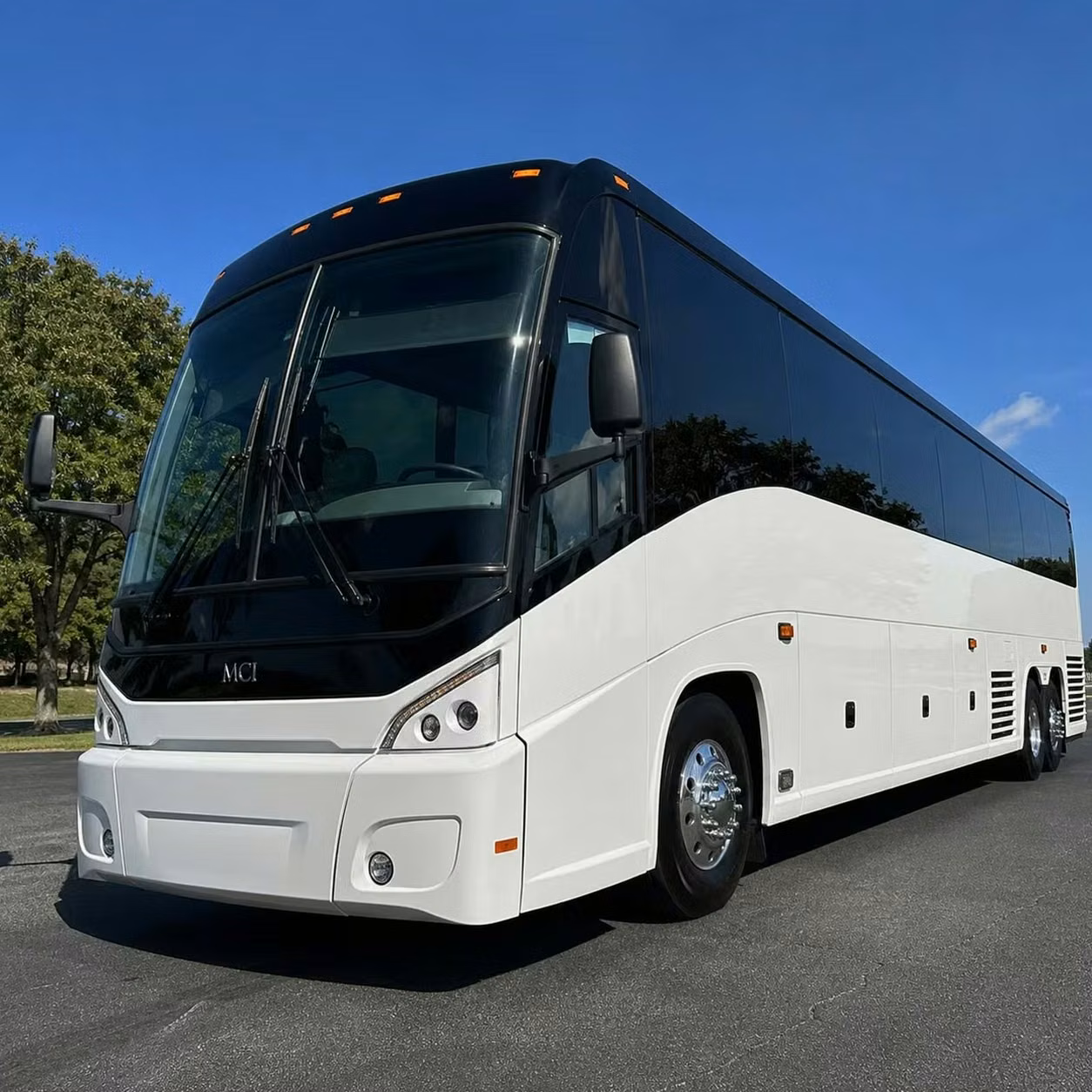 hollister party buses and shuttles for pre show dinners and group outings